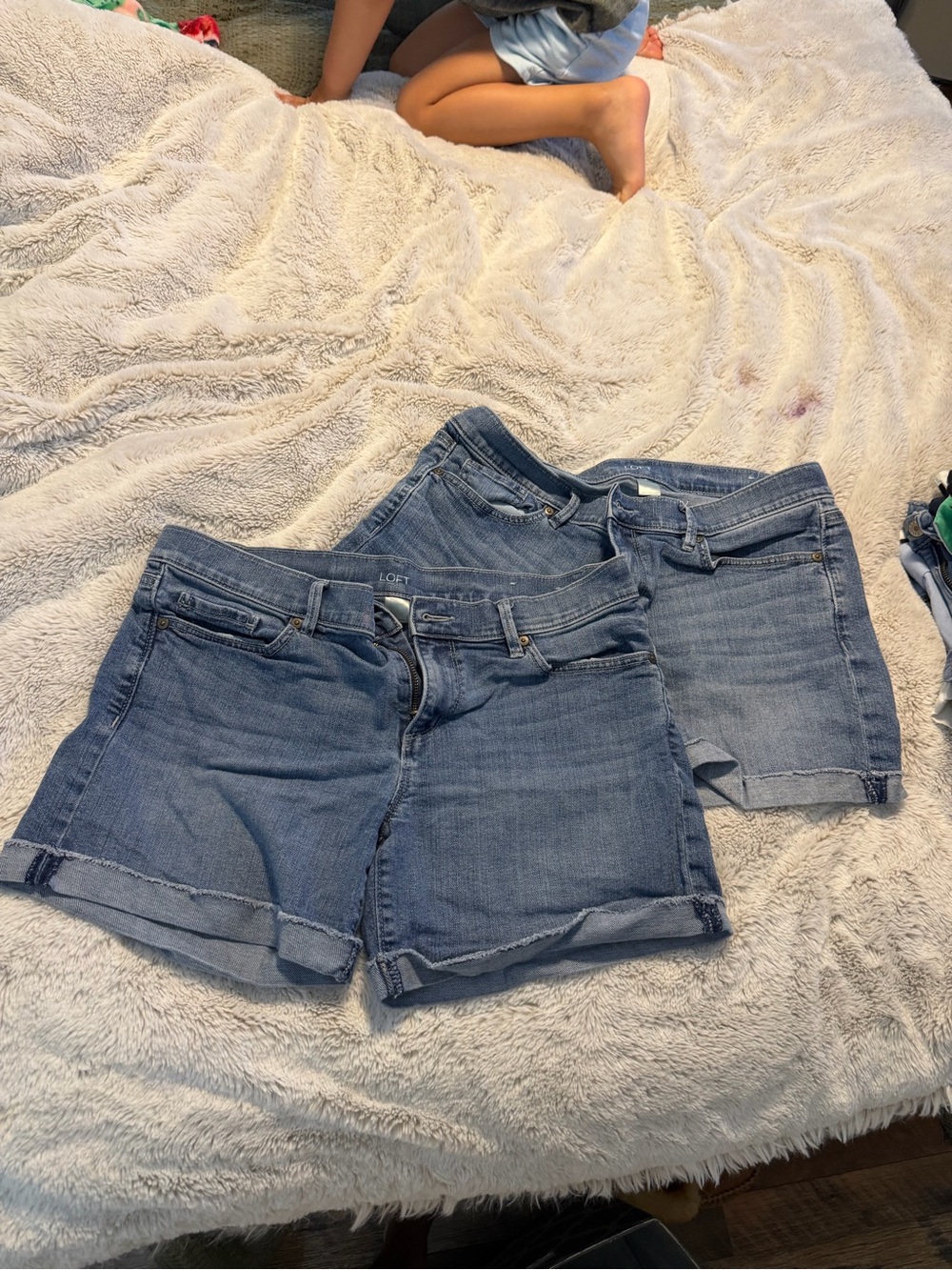 2 LOFT Womens Denim Shorts - Light Blue Casual Cutoff